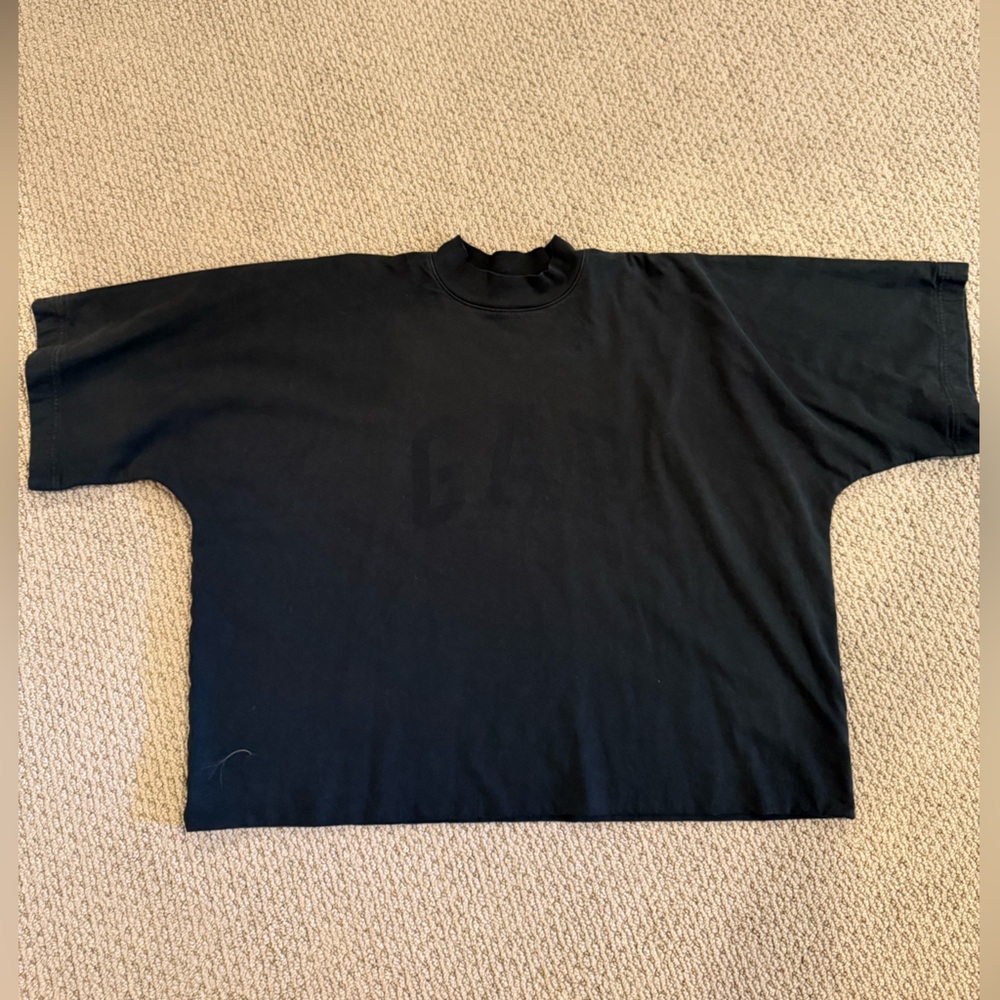 Yeezy Black Short Sleeve Tee